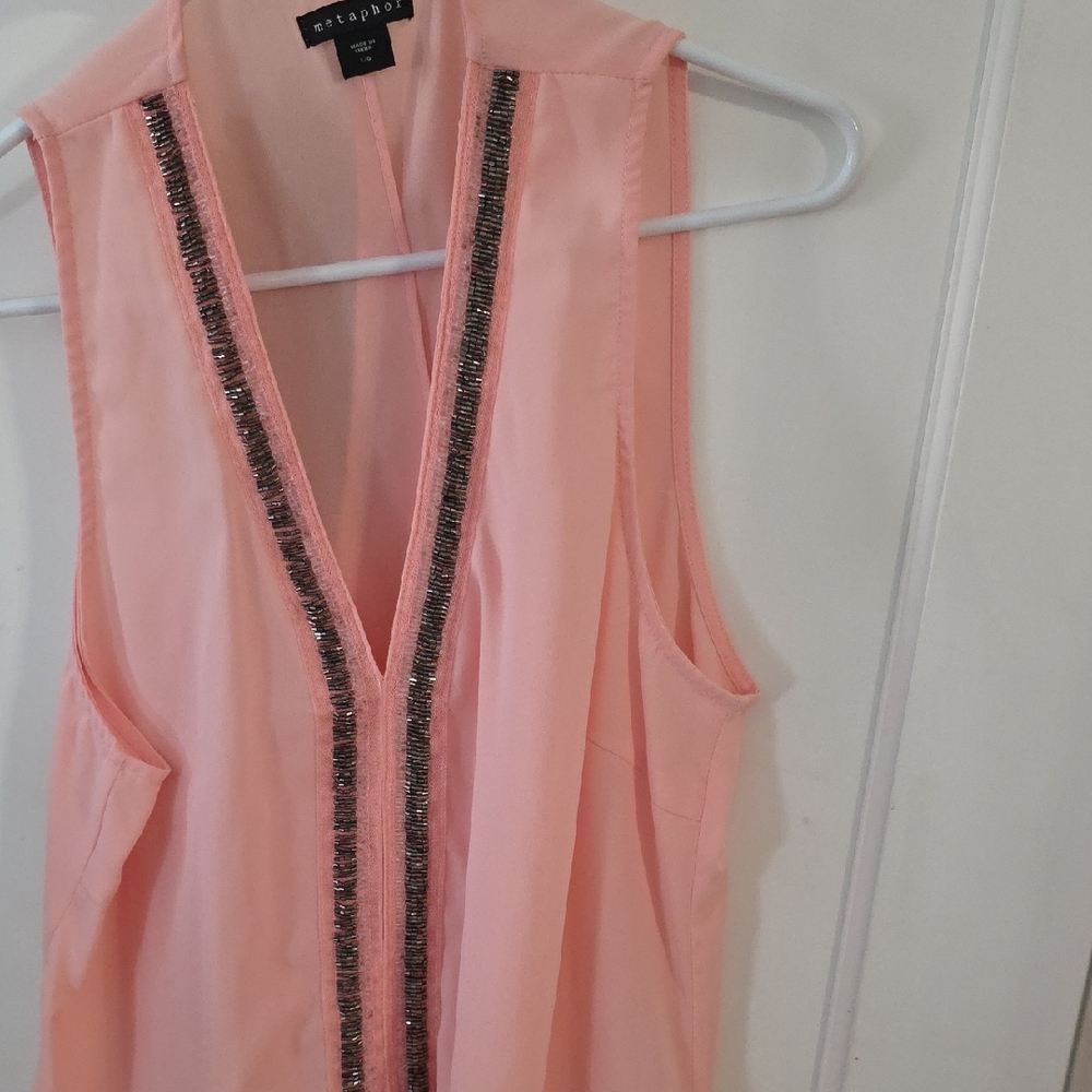 💚5/$20💚 Metaphor Light Pink Sleeveless Blouse with Silver Accents